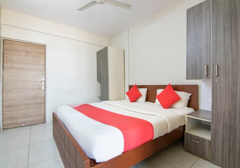 Hotel O Neeladri Nagar Bus Stand Formerly Bubble Luxury Inn