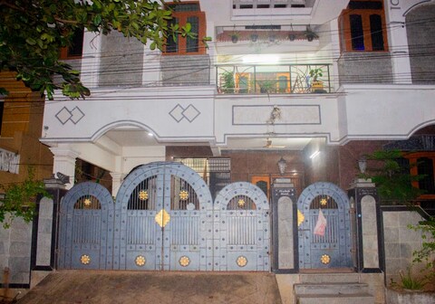 Jesica Service Apartment