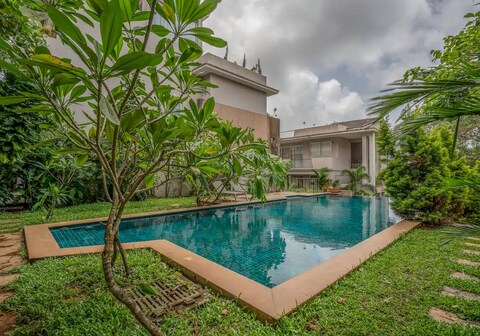 Cosmos Oasis by Da Alohas, Luxury 2BHK at Candolim