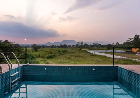 StayVista | 3 BHK Private Pool Two Villa