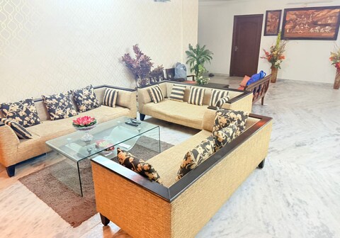 MH12 Services Banjara Hills