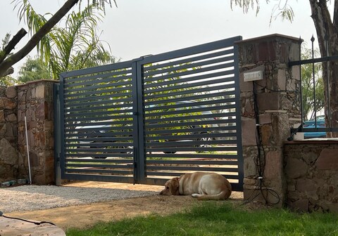 C-2, 922 Emblica estate