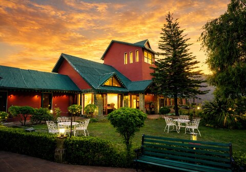 MARVEL HILLS RESORT