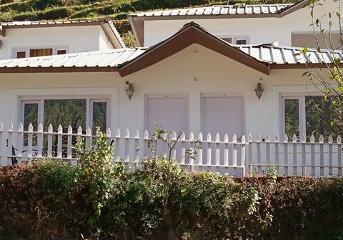 kedar-kashi Resorts and Resturant