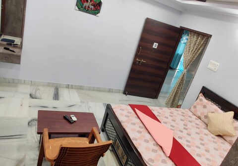 Hotel O MADHURIMA GUEST ROOMS