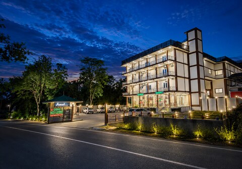Osho Hotel, Restaurant & Banquet