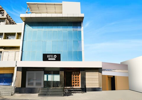 Super Hotel O Collectorate Circle formerly Hotel Dhamu