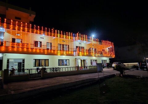 Hotel aashirwad