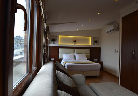 Seven Days Hotel Istanbul
