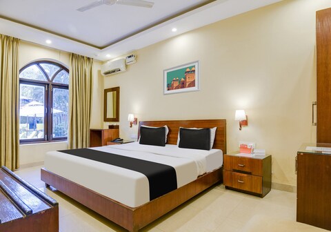 Townhouse Coastel Sun View Hotels