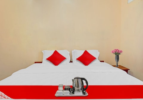 Hotel O North Park Tourist Home