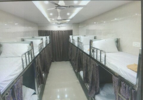 Kesarinandan Dormetry & Guesthouse