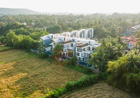 Vilmaris villas | Luxury | Pool | North Goa