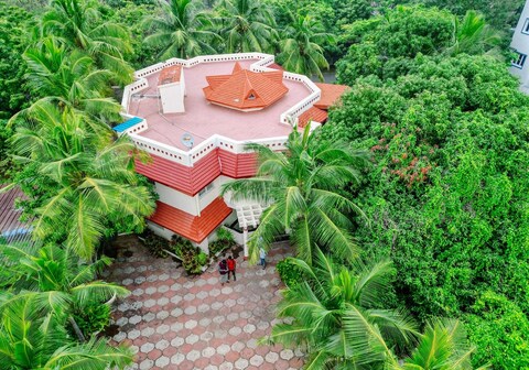 Peninsula Vintage Bay Villa