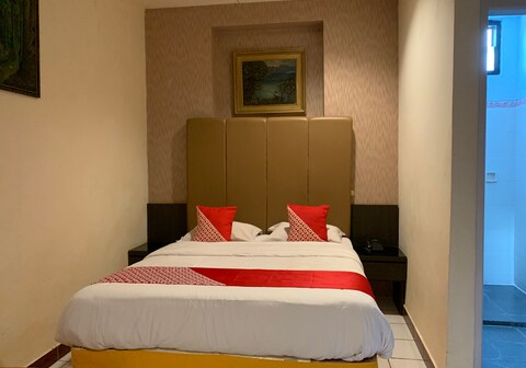 Hotel O Penginapan Fauziah Syariah Near Mesjid Taqwa Mamminasae