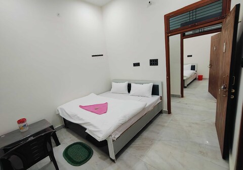 Hotel O Avantika Palace