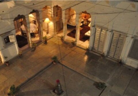 Hotel Chobdar Haveli