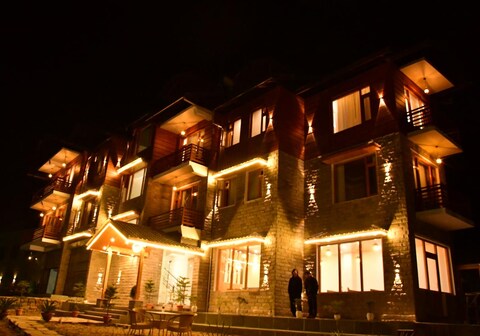 Mountain Majestys Inn