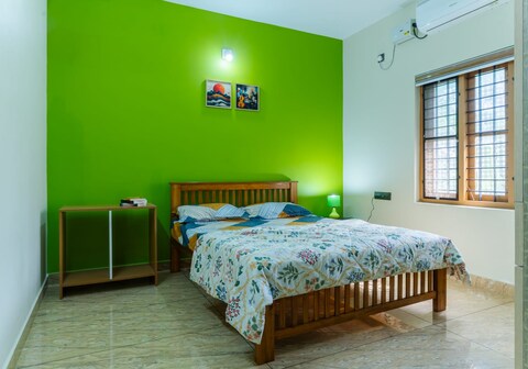 2 BHK APARTMENTS-Happifistays