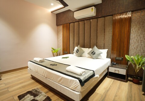 Hotel Orchid