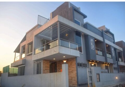 Sunshine Villa Igatpuri fog county by Prospera Hospitality Pvt. Ltd.