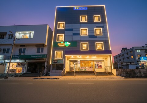 FabHotel Udipi's Vihar - 800M from KIMS Hospital, Kondapur