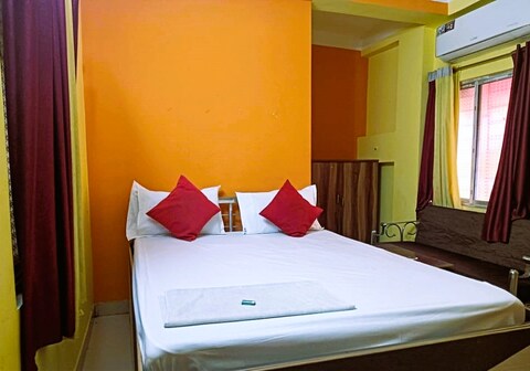 Trinayani Stay 3 min walk from Tarapith Temple