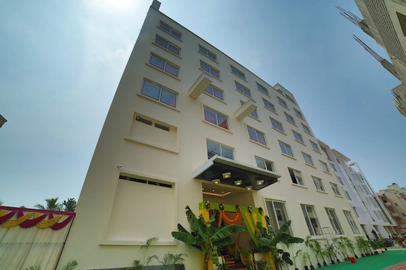 Mantris Hotel