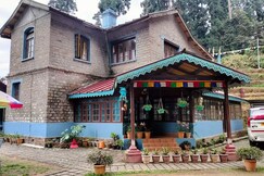 Lamas Bungalow No. 8, Darjeeling Lamas Bungalow No. 8, Darjeeling
