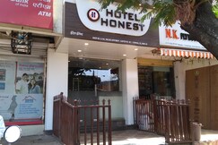 Hotel Honest (MALE ONLY), Mumbai Hotel Honest (MALE ONLY), Mumbai