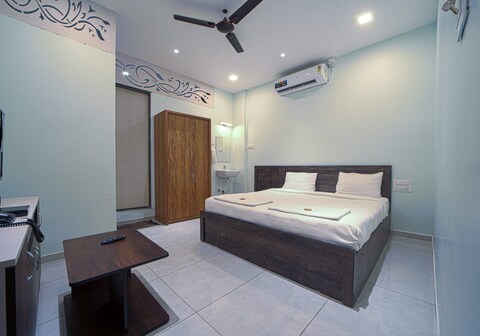 Hotel Saheb Executive Kolhapur