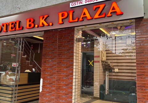 HOTEL B.K PLAZA