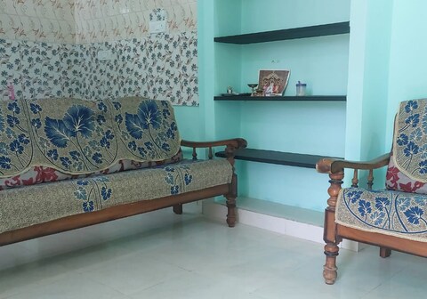 Kumaran's Homestay Chennai