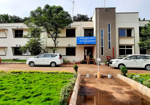 Hotel Mayura Vijayanagar Hampi (TB Dam)