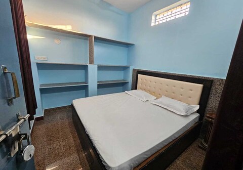 SPOT ON Bherunath Bhavan