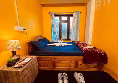 Kolkatawala Homestay and Restaurant