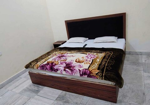 Hotel O Kavya Galaxy