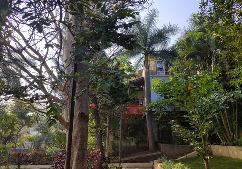 Glass Room: Resort-like bunglow room,Upper Kharadi