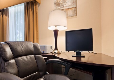 Best Western Plaza Hotel Saugatuck