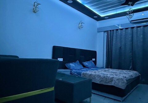 Aura studio