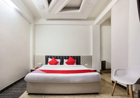 Flagship Dehradun ISBT