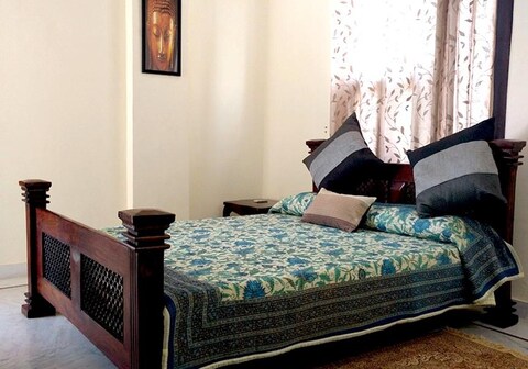 Raghu's Homestay | Entire 2 BHK Apartment