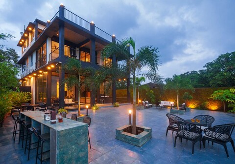 StayVista at Breeze @ Sunset Boulevard