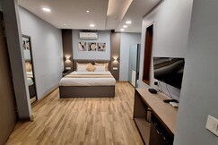 Western Blu Paschim Vihar, Delhi Western Blu Paschim Vihar, Delhi