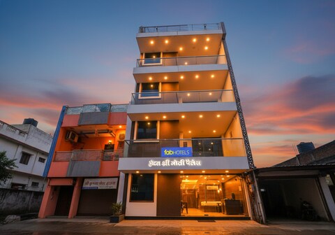 FabHotel Shree Moti Palace