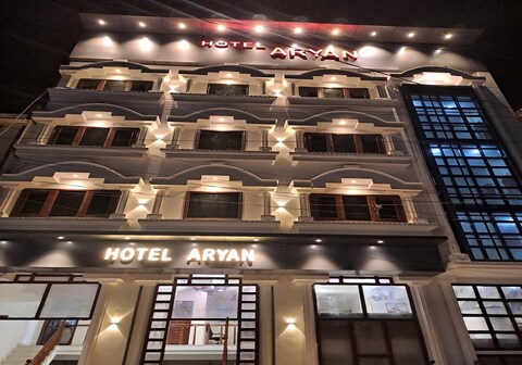 Hotel Aryan and Chaturvedi Restaurant