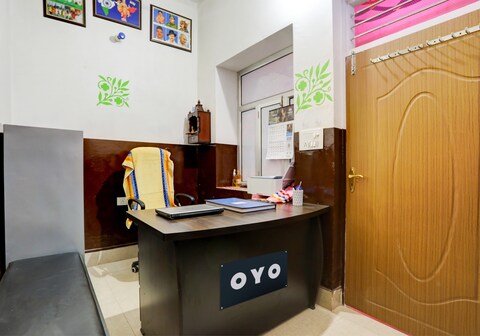 Hotel O Prabhat Residency