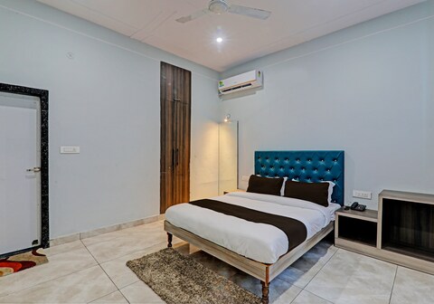 Collection O Maharaja Resort