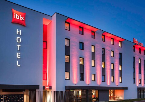 ibis Sens Hotel