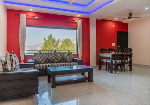 The North Edge Kasauli